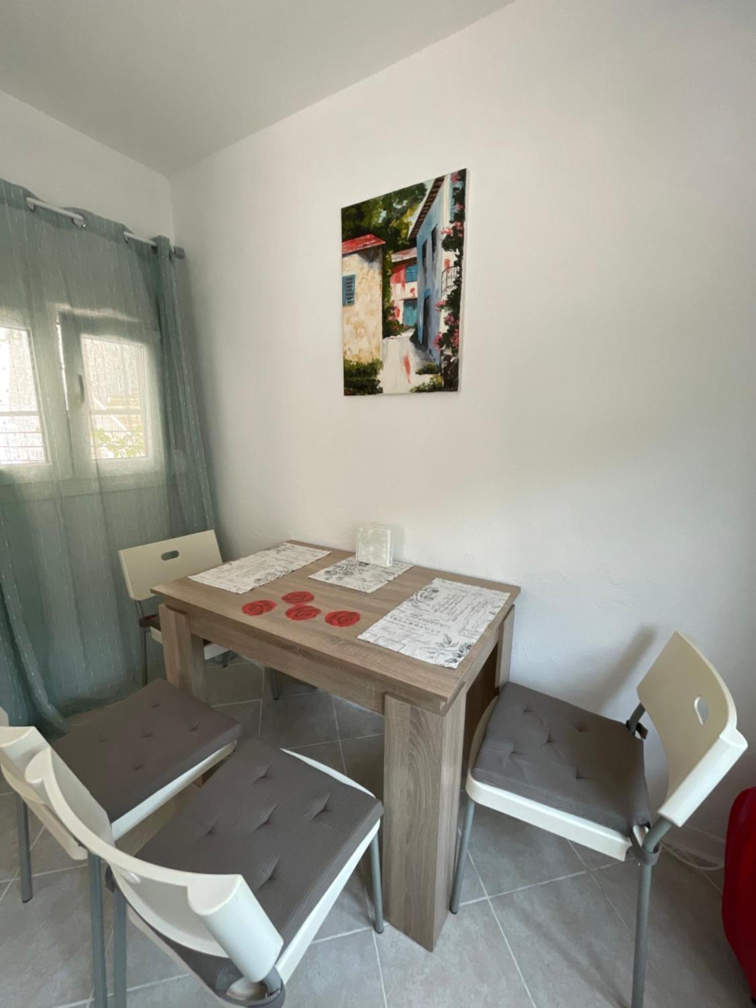 Comfy Myrvalis Apartment Айя-Триас Экстерьер фото